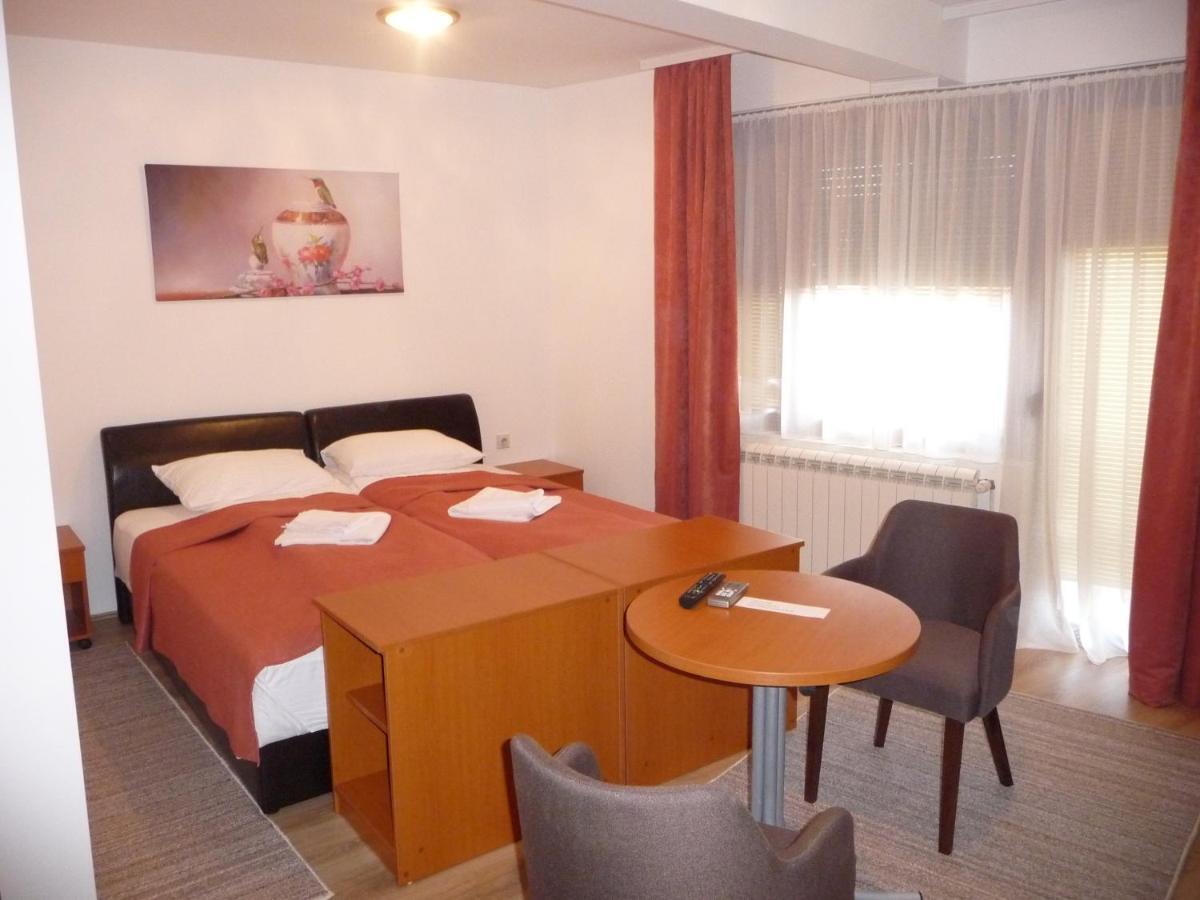 Sobe Rooms Aleksandar Ni Exterior foto